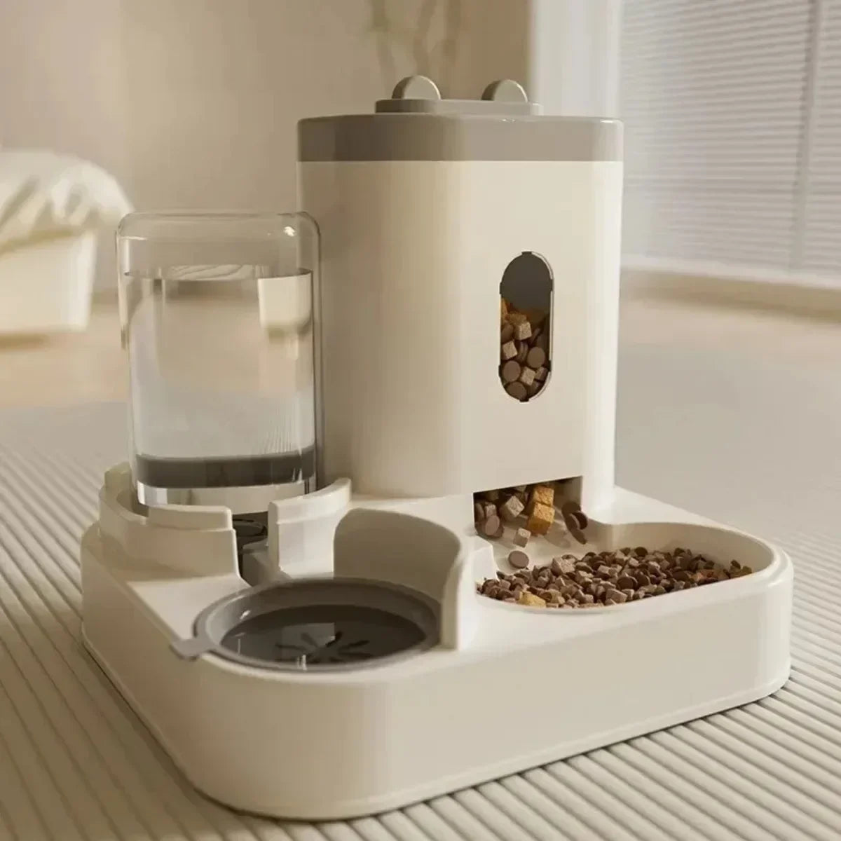 FlowFeast™ Smart Pet Feeder Station